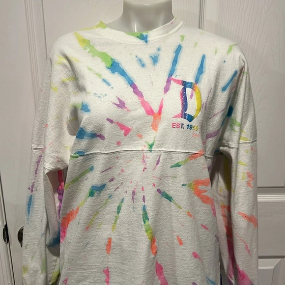 Disneyland tie die spirit jersey with sparkle letters size medium - Picture 7 of 9